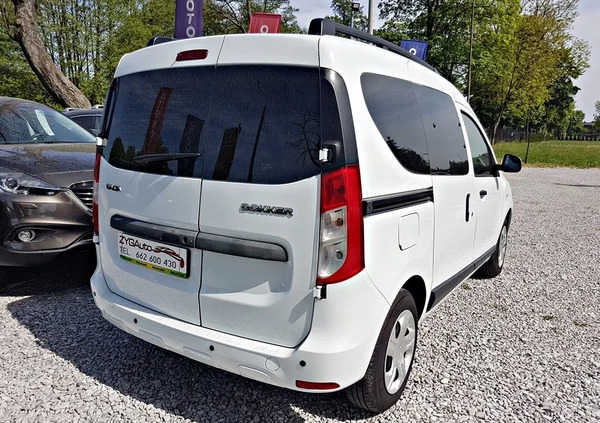 Dacia Dokker cena 29900 przebieg: 222000, rok produkcji 2016 z Białystok małe 379